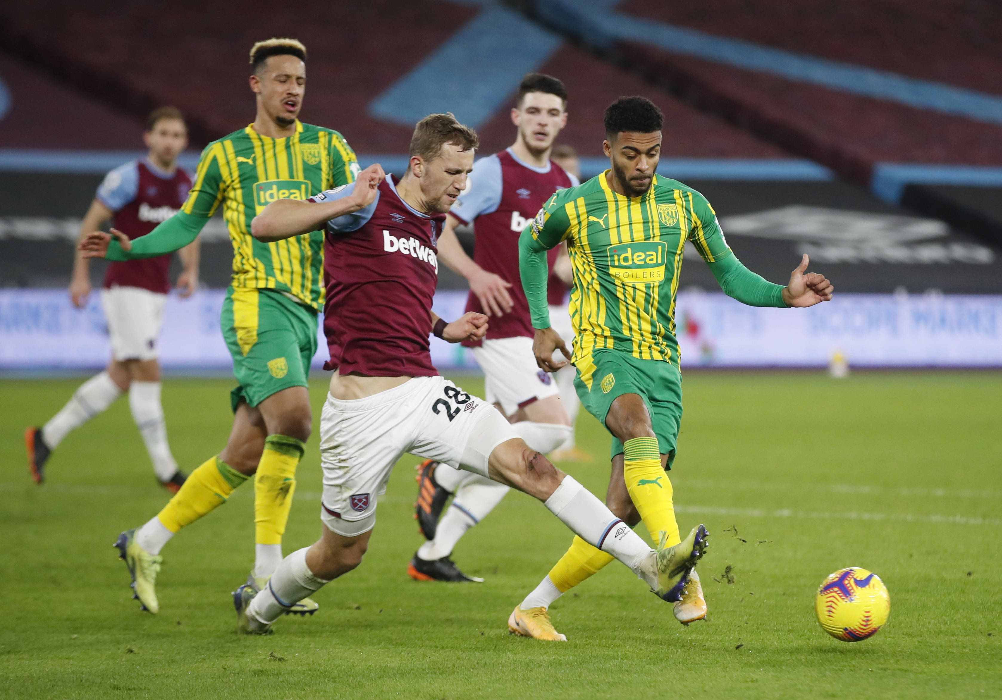 焦点放在续 焦点放在续